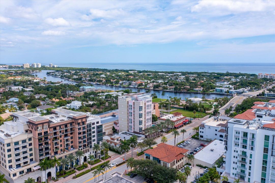 For Sale: $1,350,000 (3 beds, 3 baths, 2525 Square Feet)