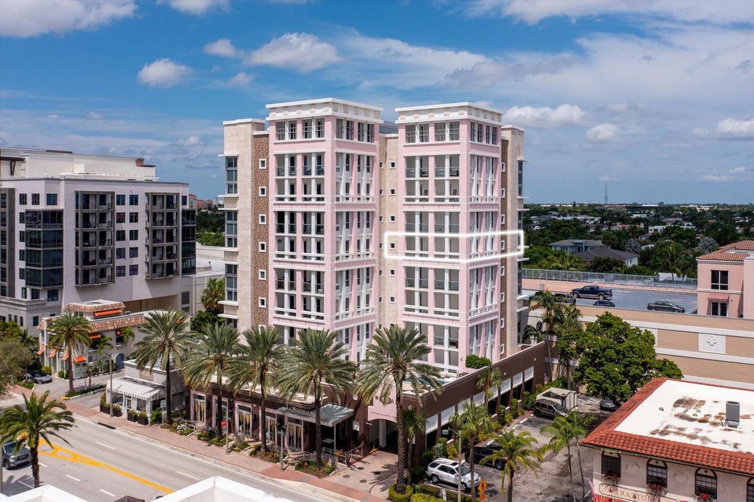 For Sale: $1,350,000 (3 beds, 3 baths, 2525 Square Feet)