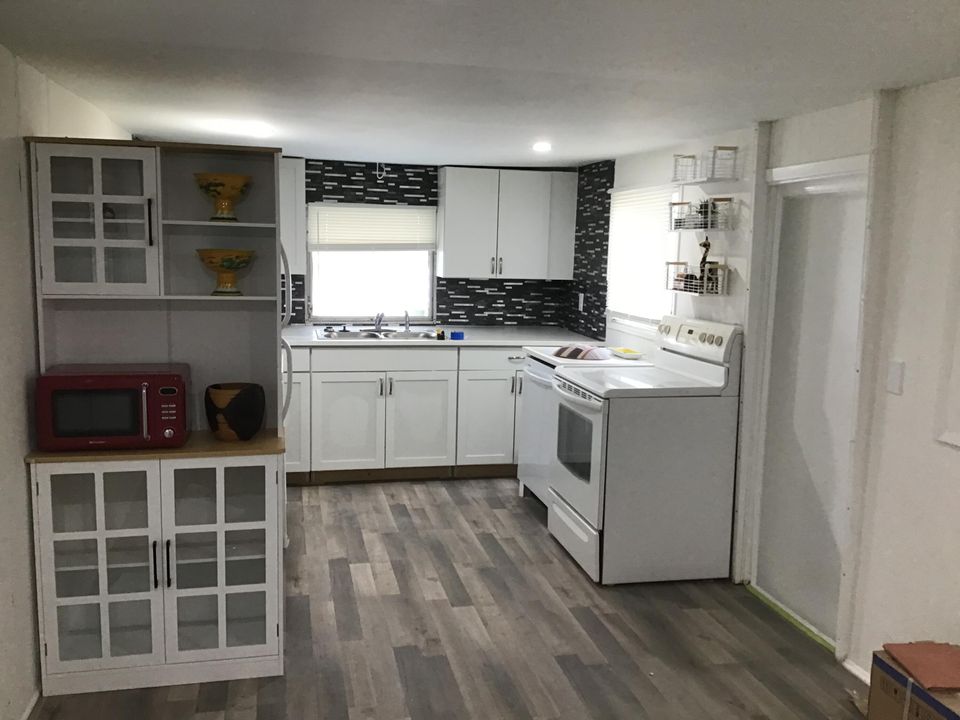 For Rent: $1,625 (1 beds, 1 baths, 450 Square Feet)