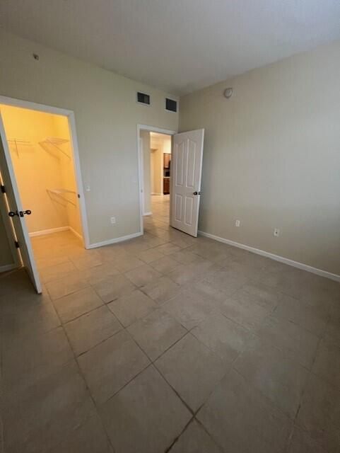 For Rent: $2,300 (3 beds, 2 baths, 1426 Square Feet)