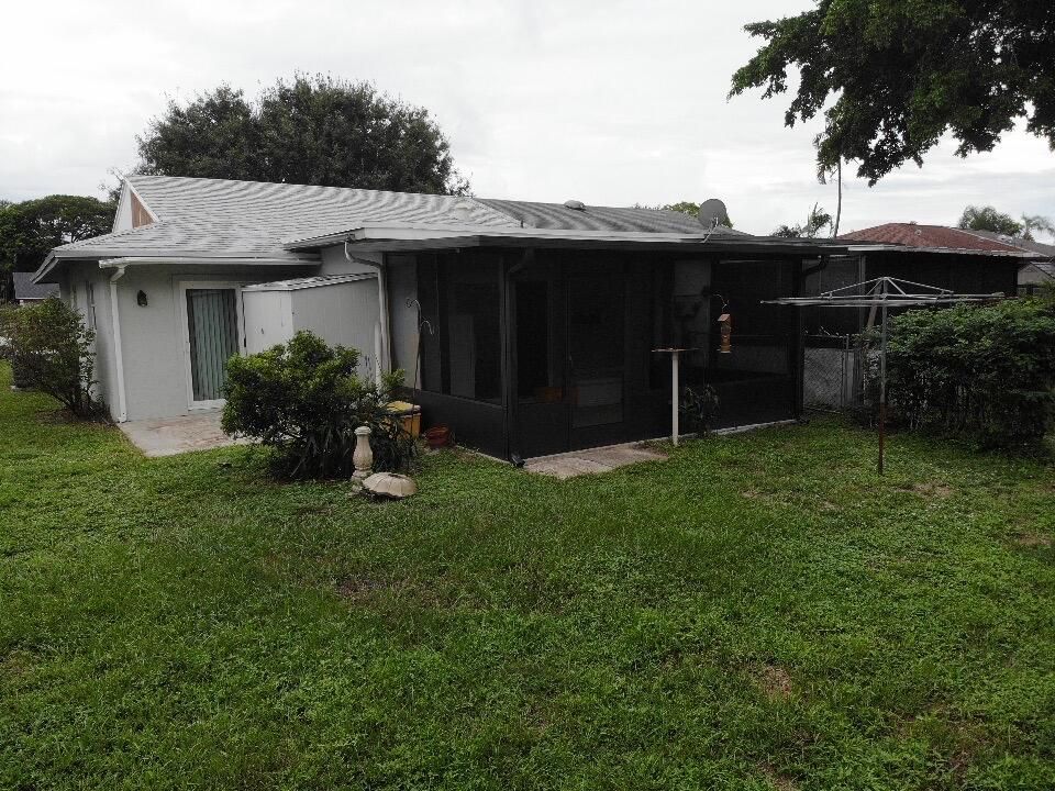 For Sale: $350,000 (2 beds, 2 baths, 1176 Square Feet)