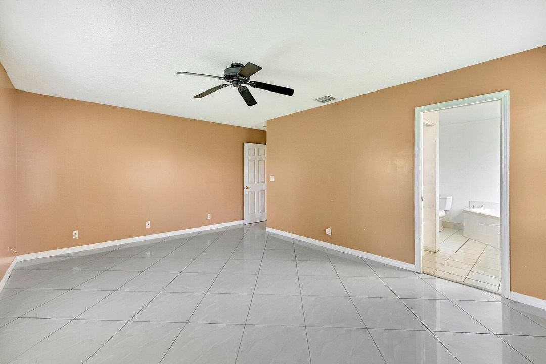 For Sale: $365,000 (3 beds, 2 baths, 1752 Square Feet)