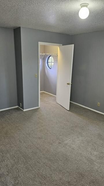 For Rent: $2,200 (2 beds, 2 baths, 800 Square Feet)