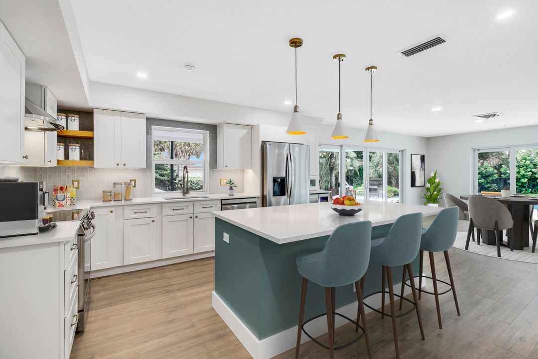 For Sale: $1,425,000 (4 beds, 2 baths, 2457 Square Feet)