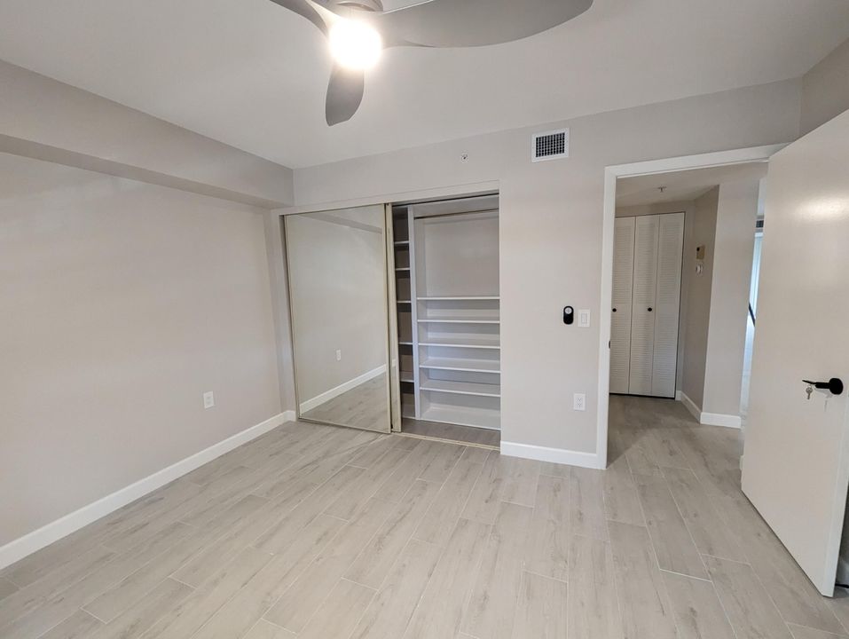 For Rent: $3,000 (2 beds, 2 baths, 1385 Square Feet)