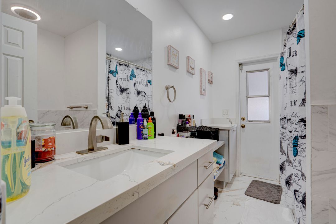 For Sale: $670,000 (3 beds, 2 baths, 1843 Square Feet)