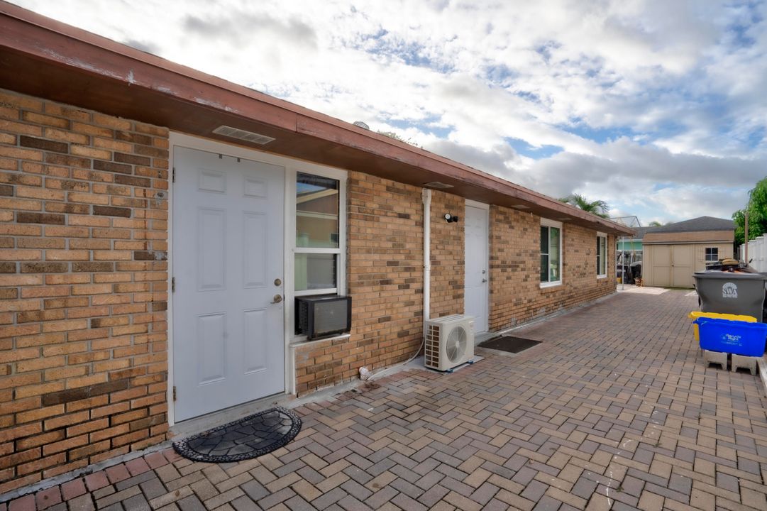 For Sale: $670,000 (3 beds, 2 baths, 1843 Square Feet)