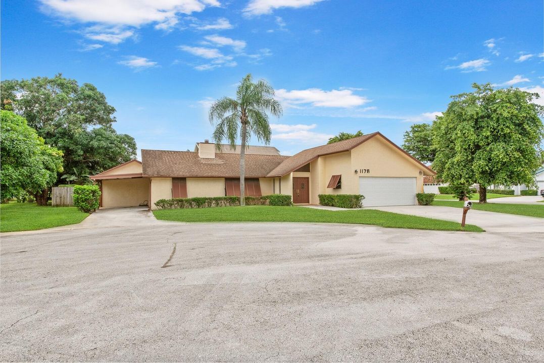 For Sale: $619,900 (3 beds, 2 baths, 2168 Square Feet)