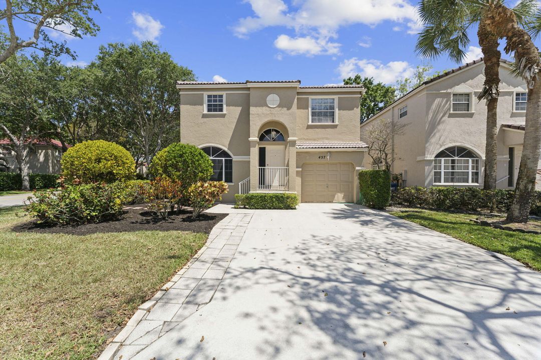 For Sale: $535,000 (3 beds, 2 baths, 1772 Square Feet)