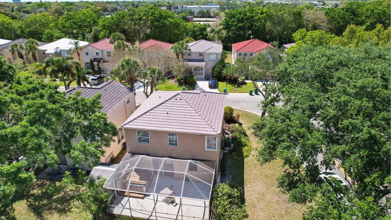 For Sale: $535,000 (3 beds, 2 baths, 1772 Square Feet)