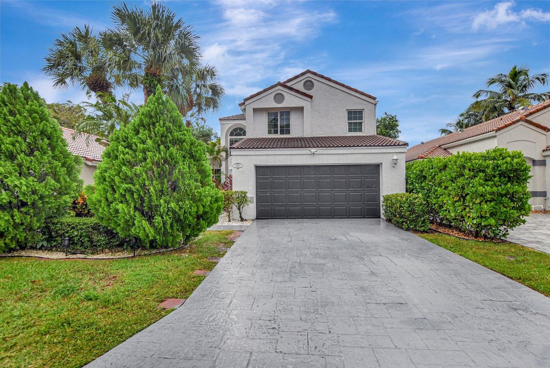 For Sale: $770,000 (3 beds, 2 baths, 2170 Square Feet)