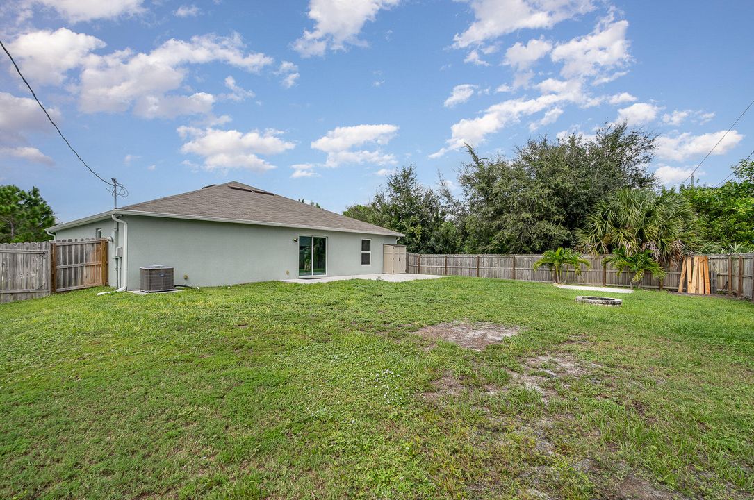 For Sale: $330,000 (3 beds, 2 baths, 1821 Square Feet)