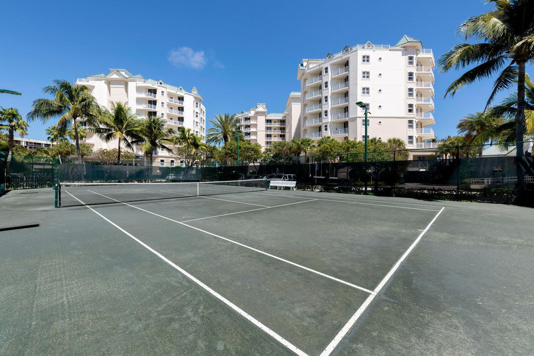 For Sale: $1,799,999 (3 beds, 3 baths, 2490 Square Feet)