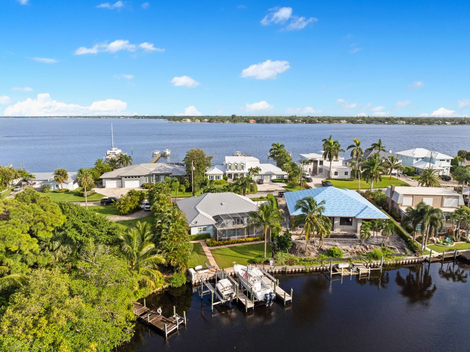 For Sale: $1,650,000 (3 beds, 2 baths, 1917 Square Feet)