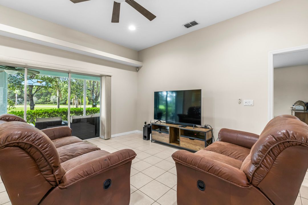 For Sale: $425,000 (3 beds, 2 baths, 1715 Square Feet)