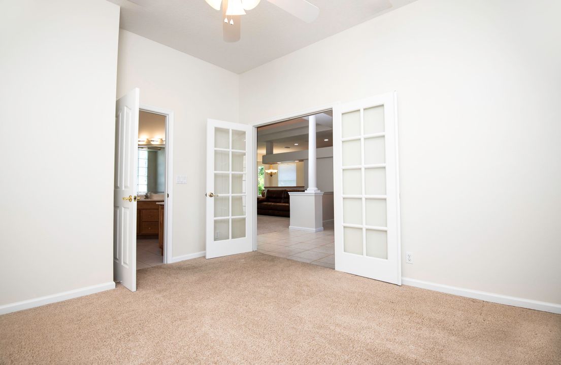 For Sale: $529,000 (2 beds, 2 baths, 1907 Square Feet)