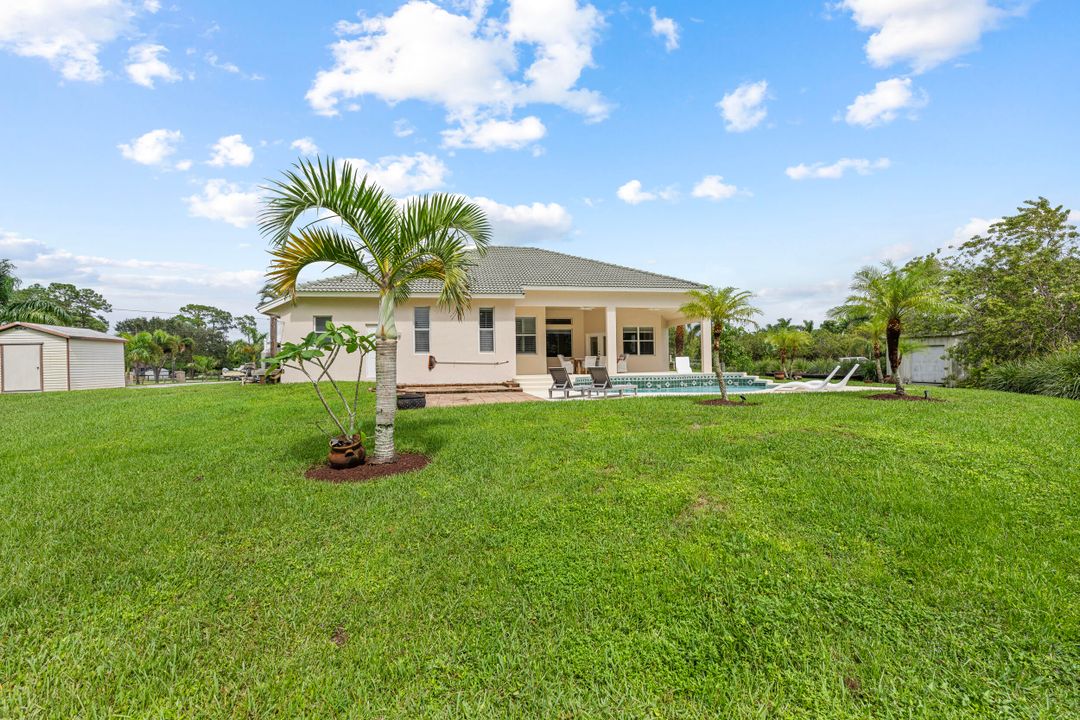 For Sale: $1,050,000 (4 beds, 3 baths, 2607 Square Feet)