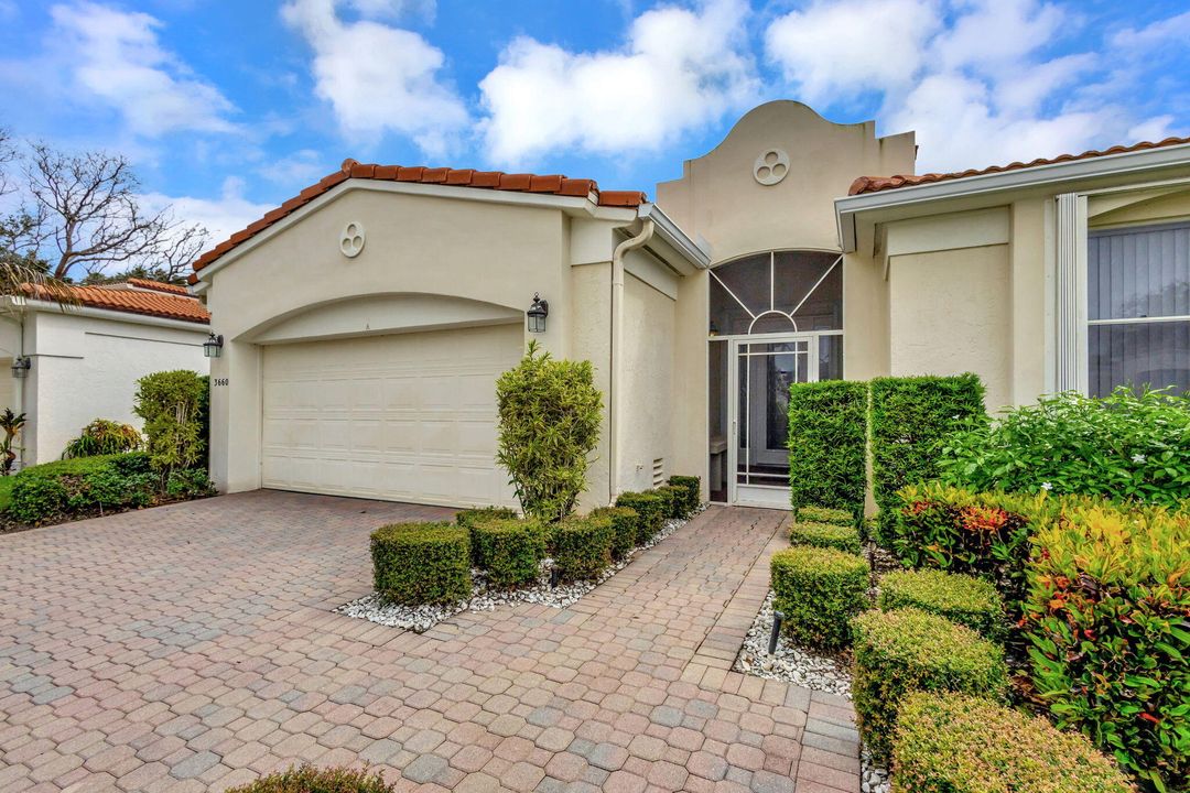 For Sale: $1,600,000 (3 beds, 3 baths, 2456 Square Feet)