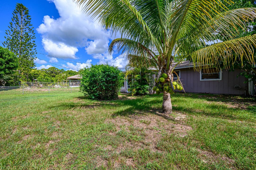 For Sale: $225,000 (3 beds, 2 baths, 1144 Square Feet)