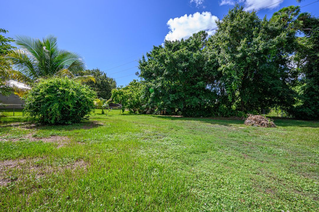 For Sale: $225,000 (3 beds, 2 baths, 1144 Square Feet)