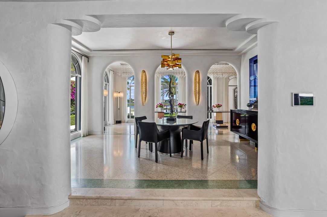 For Sale: $29,500,000 (6 beds, 7 baths, 6212 Square Feet)