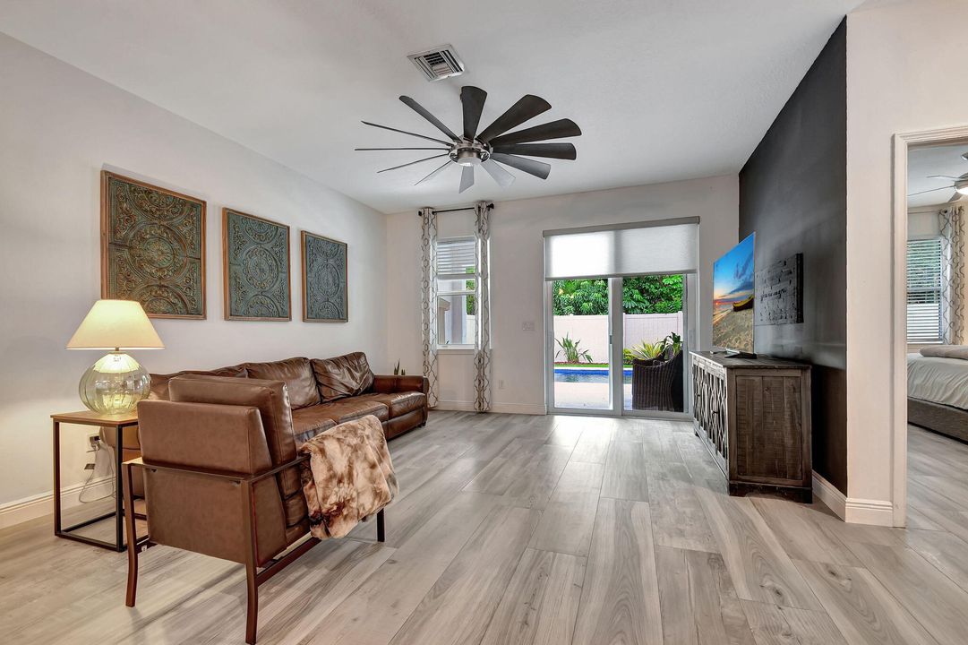 For Sale: $630,000 (4 beds, 2 baths, 2382 Square Feet)