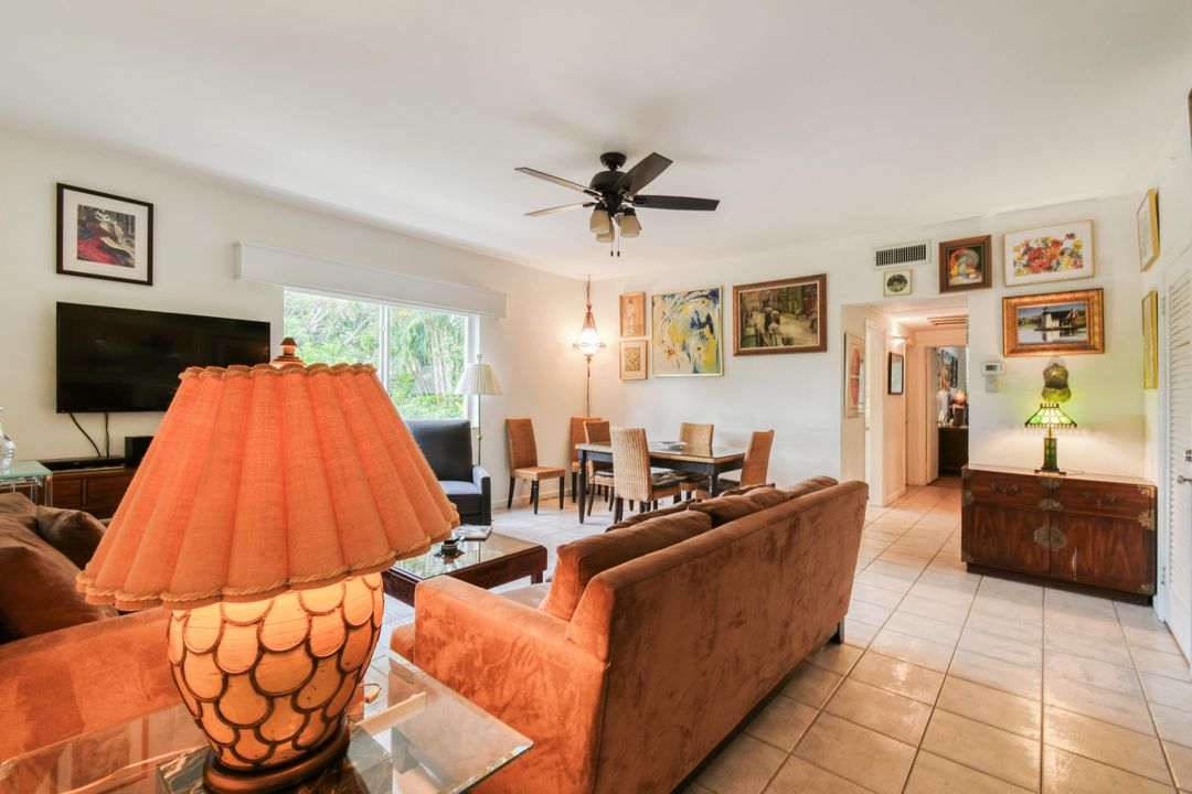 For Sale: $2,249,000 (2 beds, 2 baths, 765 Square Feet)