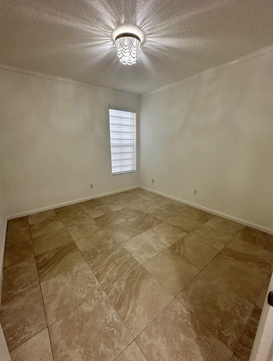 For Rent: $2,300 (2 beds, 2 baths, 1004 Square Feet)