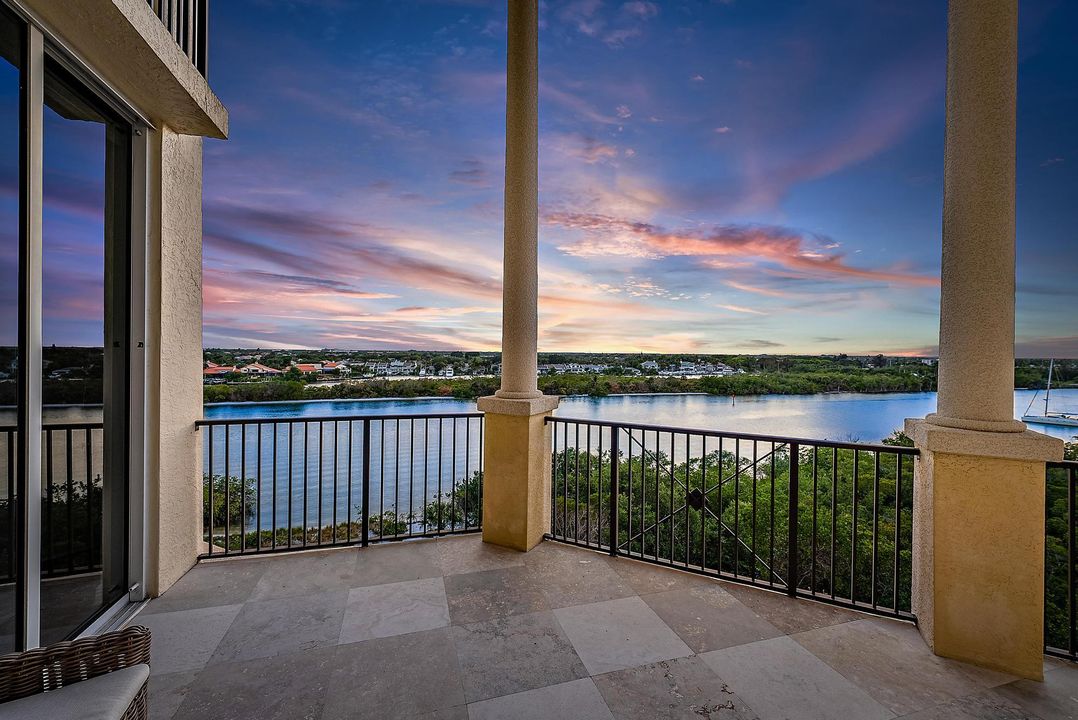 For Sale: $4,475,000 (3 beds, 3 baths, 3582 Square Feet)