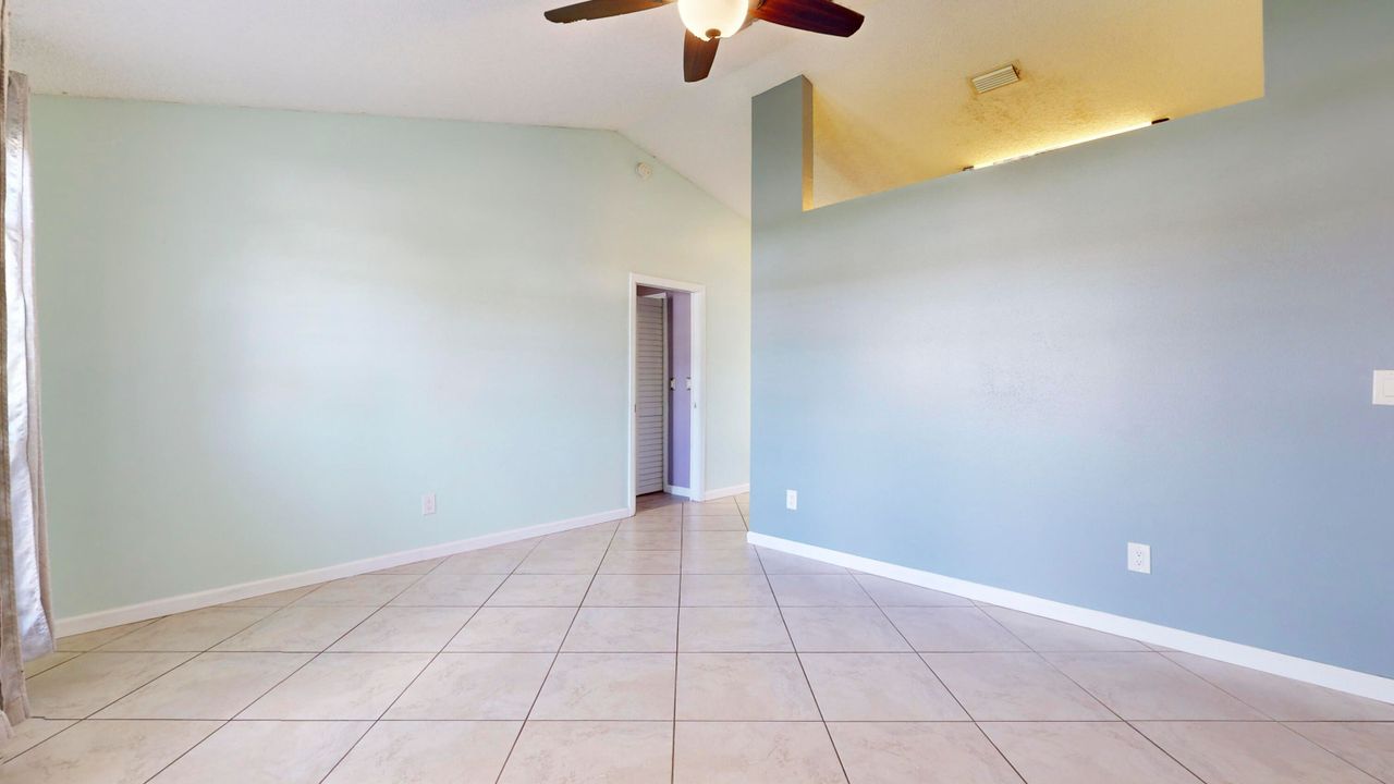 For Sale: $429,000 (3 beds, 2 baths, 1383 Square Feet)