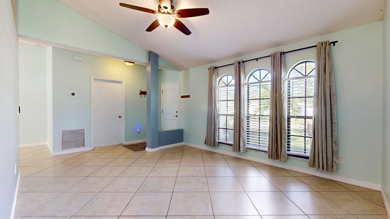 For Sale: $429,000 (3 beds, 2 baths, 1383 Square Feet)