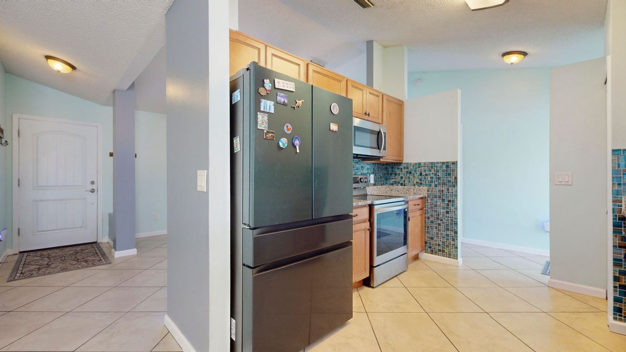 For Sale: $429,000 (3 beds, 2 baths, 1383 Square Feet)