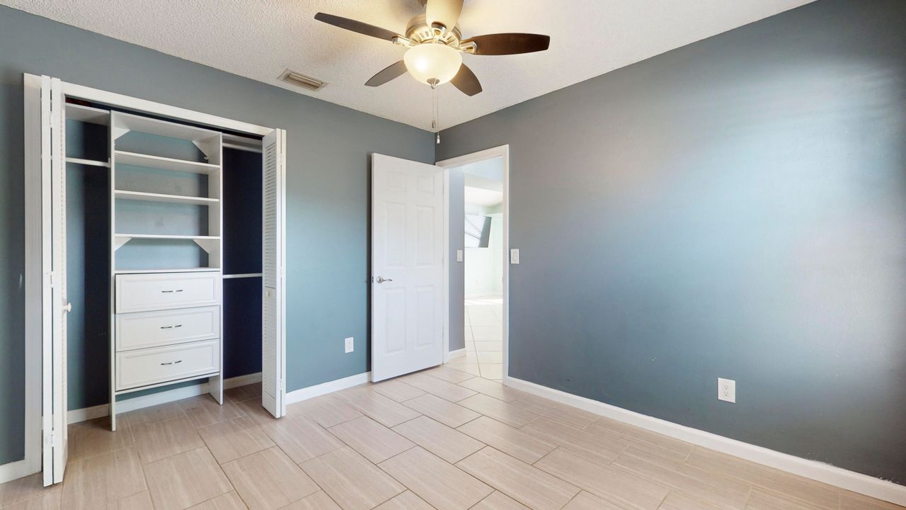 For Sale: $429,000 (3 beds, 2 baths, 1383 Square Feet)