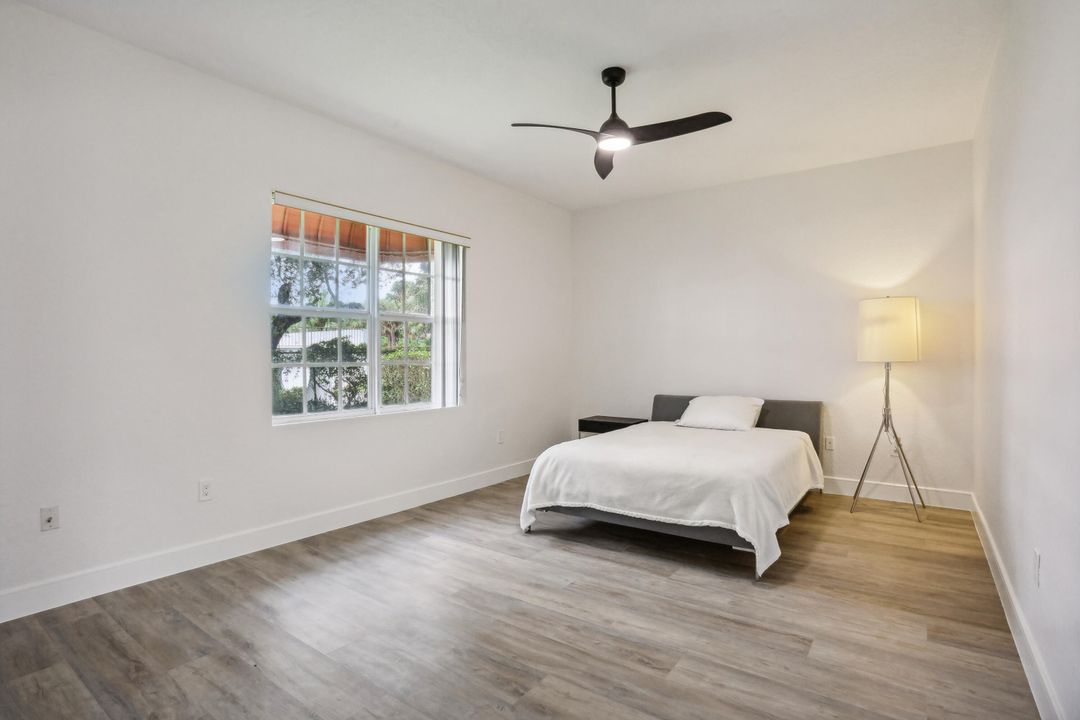 For Sale: $429,000 (3 beds, 2 baths, 1638 Square Feet)