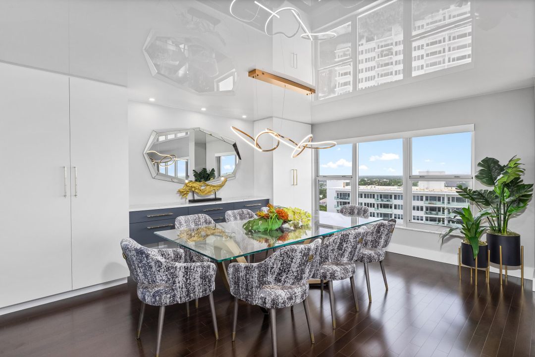 For Sale: $3,495,000 (4 beds, 4 baths, 2994 Square Feet)