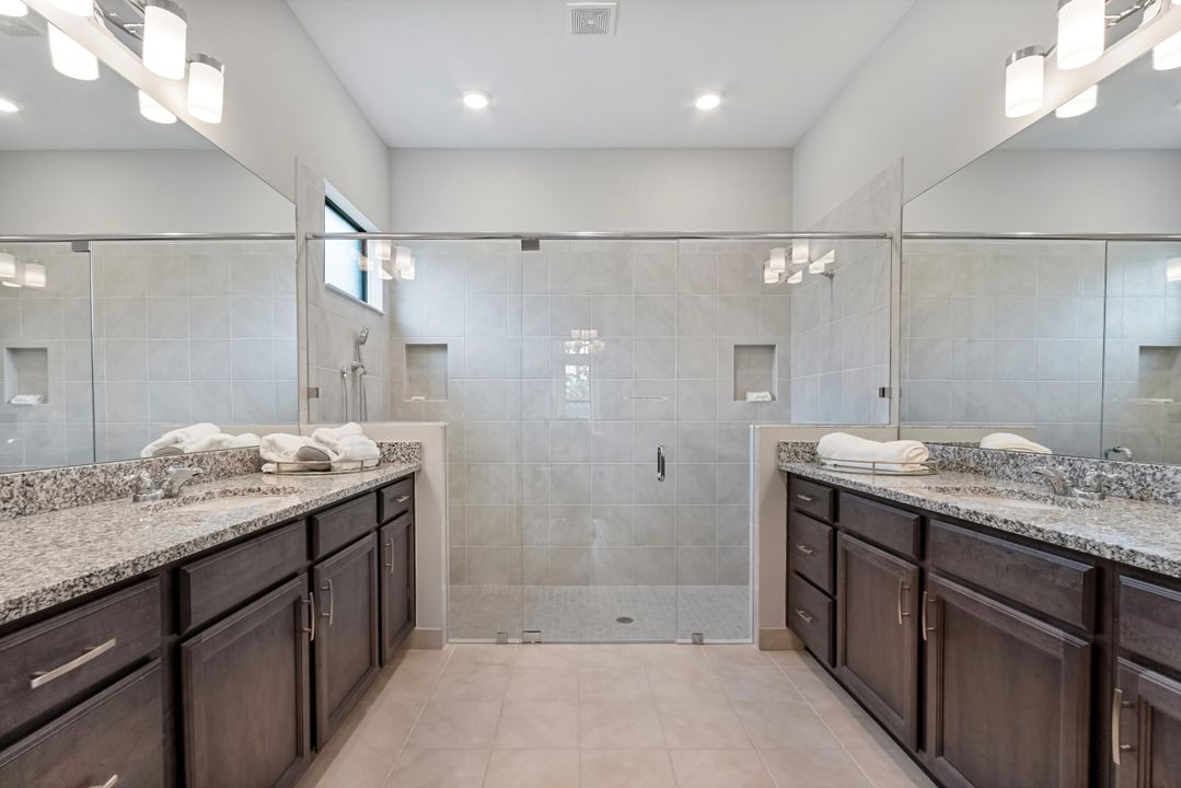 For Sale: $899,900 (3 beds, 2 baths, 2080 Square Feet)