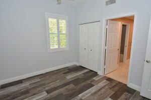 For Sale: $467,500 (3 beds, 3 baths, 1730 Square Feet)