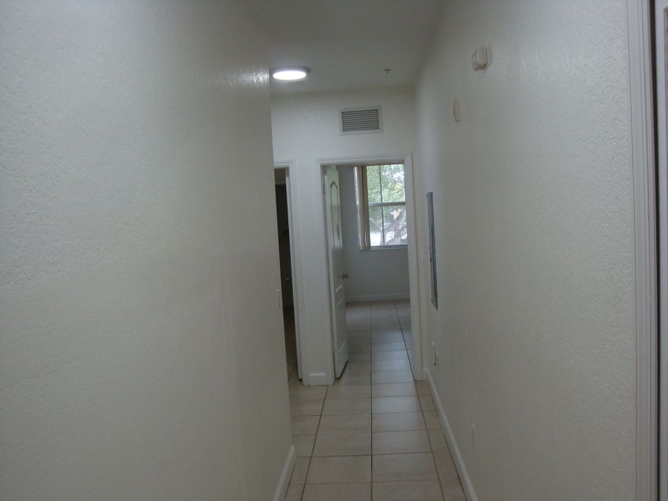 For Rent: $2,900 (3 beds, 2 baths, 1457 Square Feet)