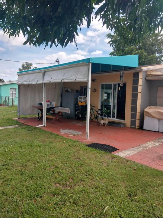 En Venta: $435,000 (3 camas, 2 baños, 1228 Pies cuadrados)