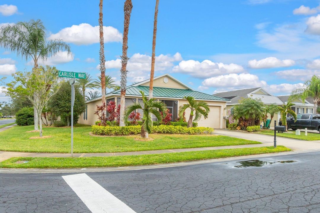 For Sale: $429,000 (3 beds, 2 baths, 1986 Square Feet)