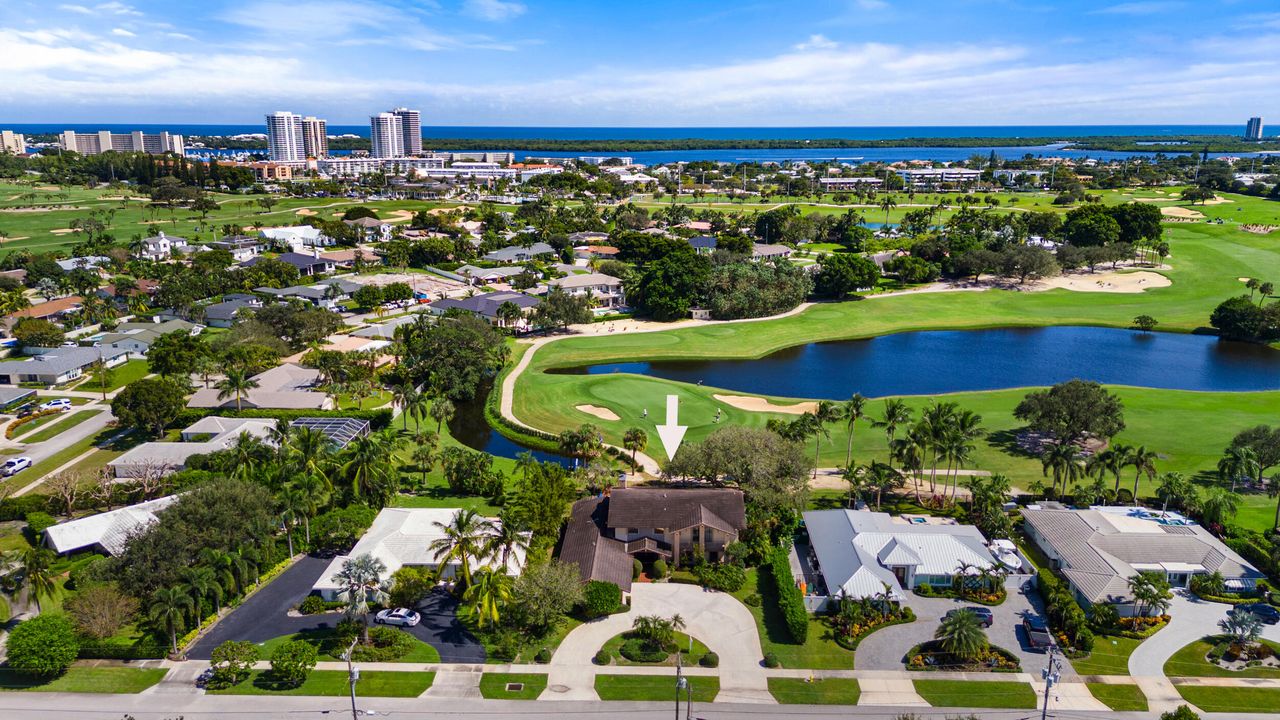 Active With Contract: $2,295,000 (5 beds, 3 baths, 4974 Square Feet)