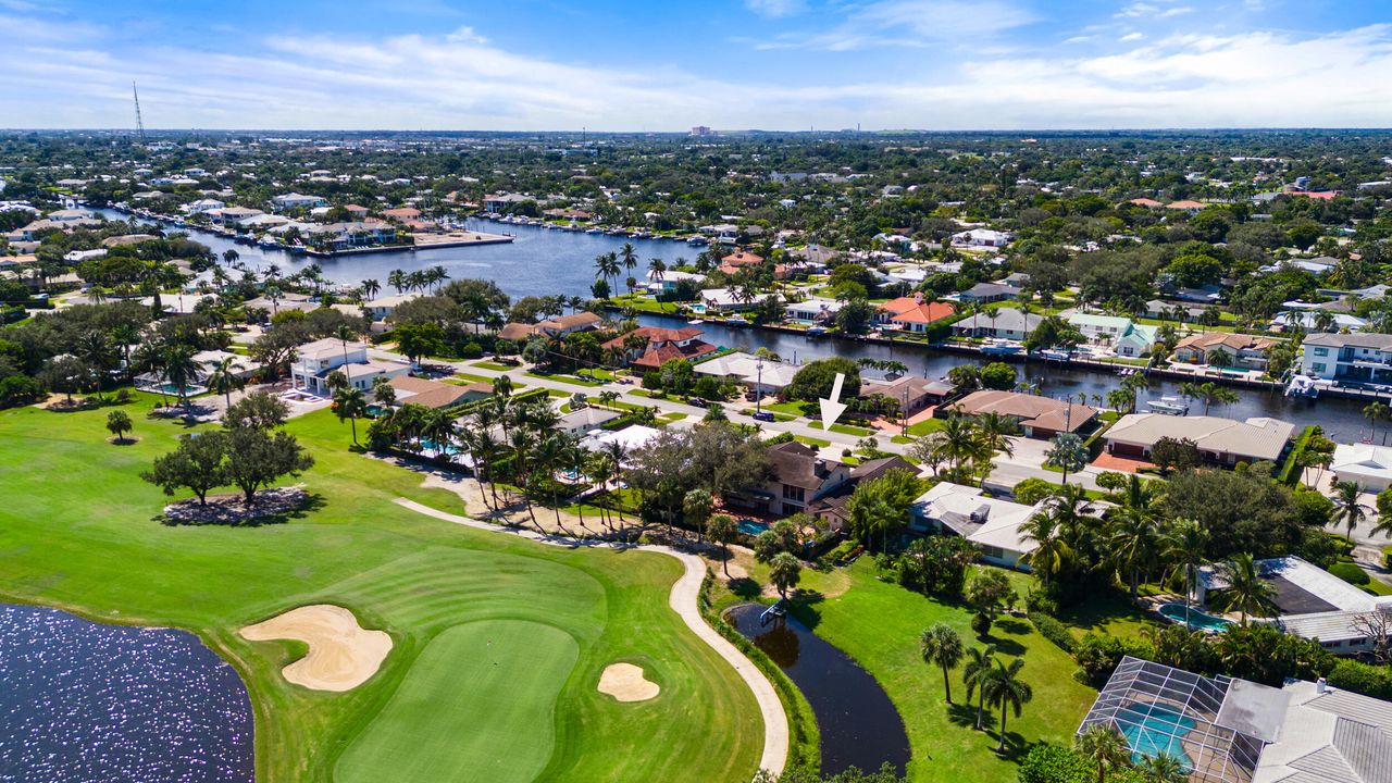 Active With Contract: $2,295,000 (5 beds, 3 baths, 4974 Square Feet)