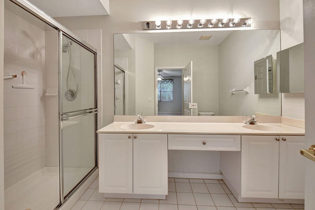 For Sale: $329,900 (3 beds, 2 baths, 1375 Square Feet)