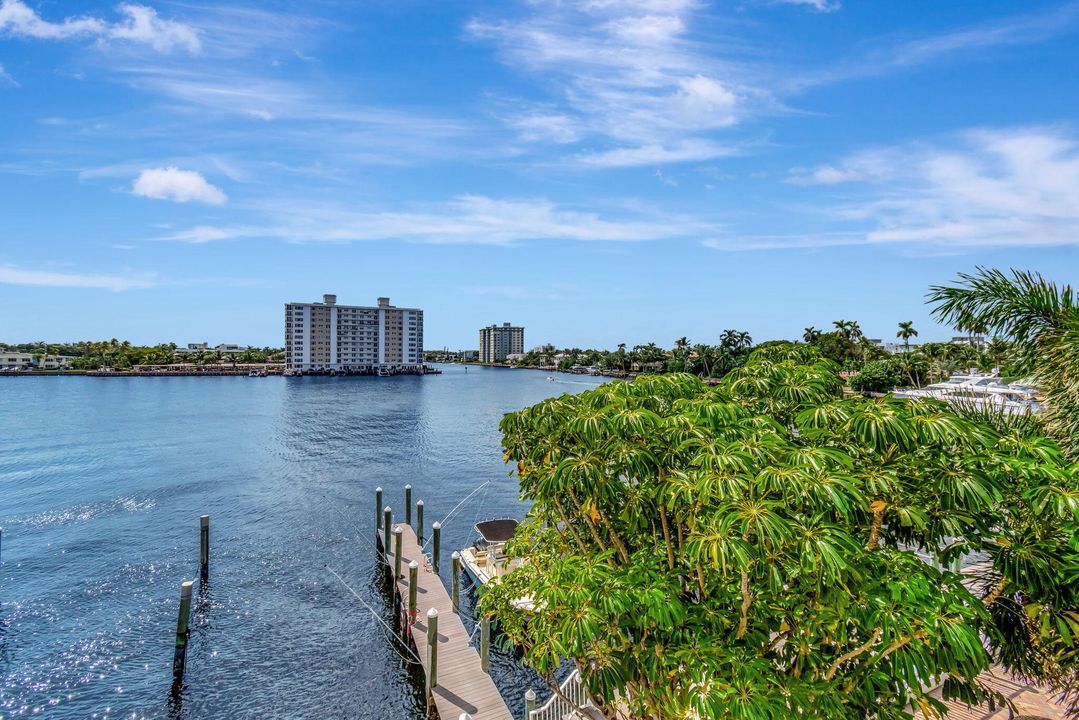 For Sale: $1,375,000 (2 beds, 2 baths, 1760 Square Feet)