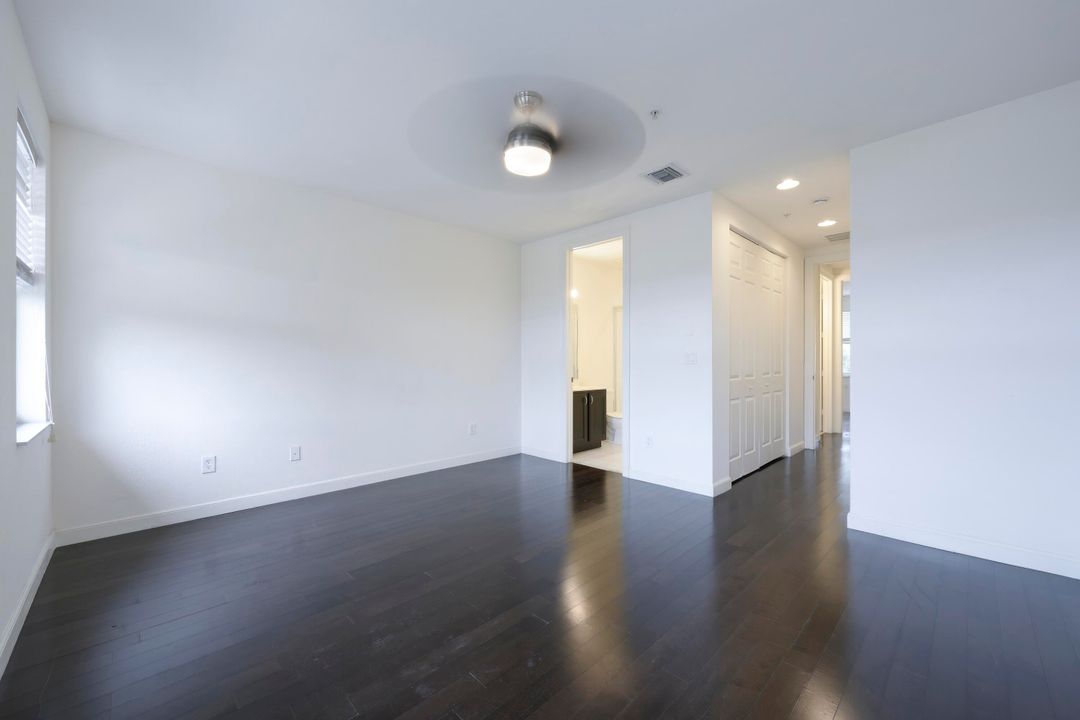 For Sale: $349,800 (3 beds, 2 baths, 1326 Square Feet)