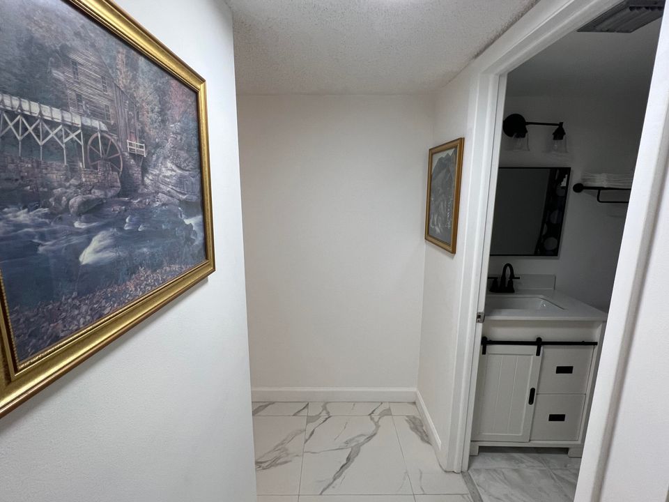 En Venta: $170,000 (2 camas, 2 baños, 1005 Pies cuadrados)