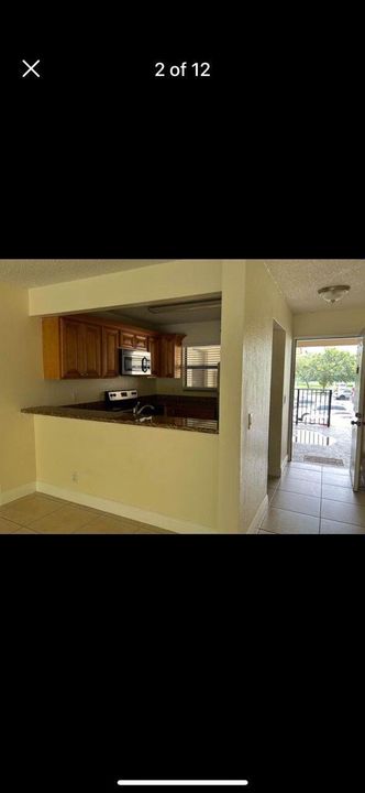 For Rent: $1,900 (2 beds, 2 baths, 904 Square Feet)