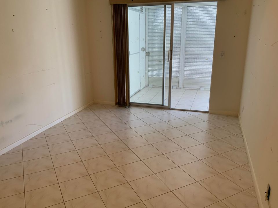 En Venta: $149,900 (2 camas, 2 baños, 896 Pies cuadrados)