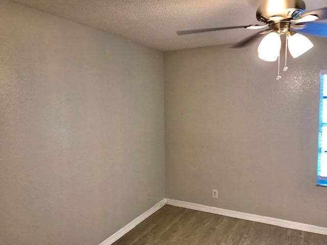 For Rent: $2,000 (2 beds, 2 baths, 1161 Square Feet)