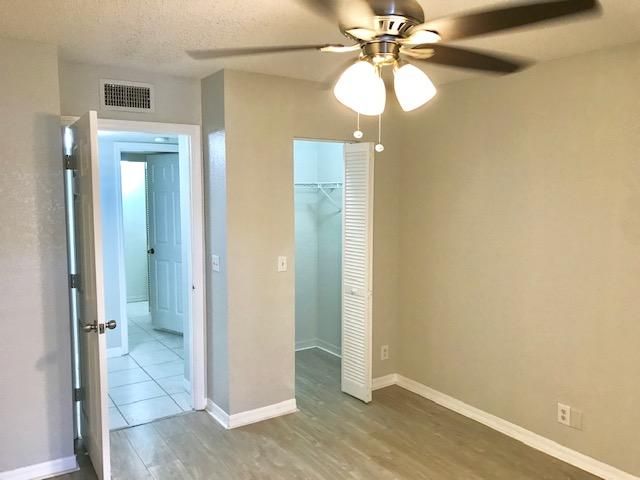 For Rent: $2,000 (2 beds, 2 baths, 1161 Square Feet)